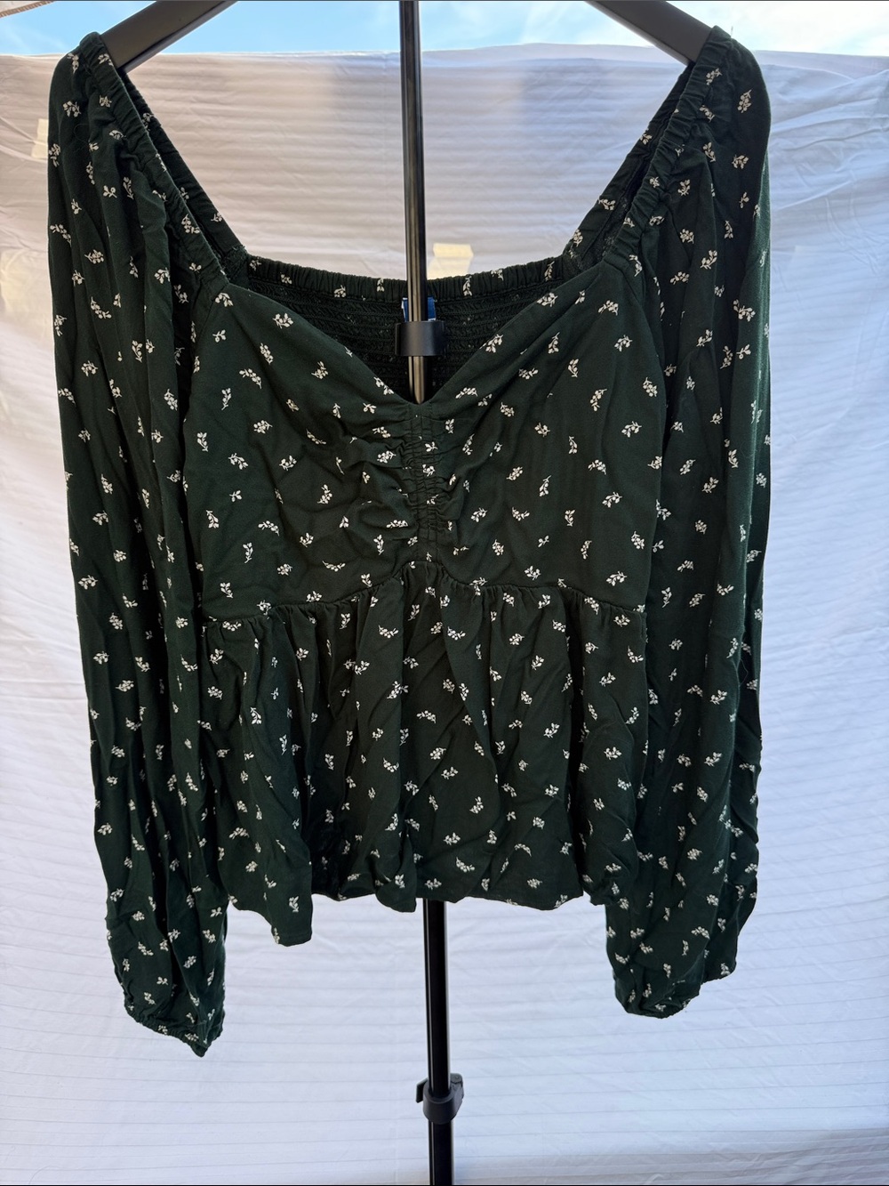 Old Navy Dark Green Smocked Peasant Blouse with White Floral Print